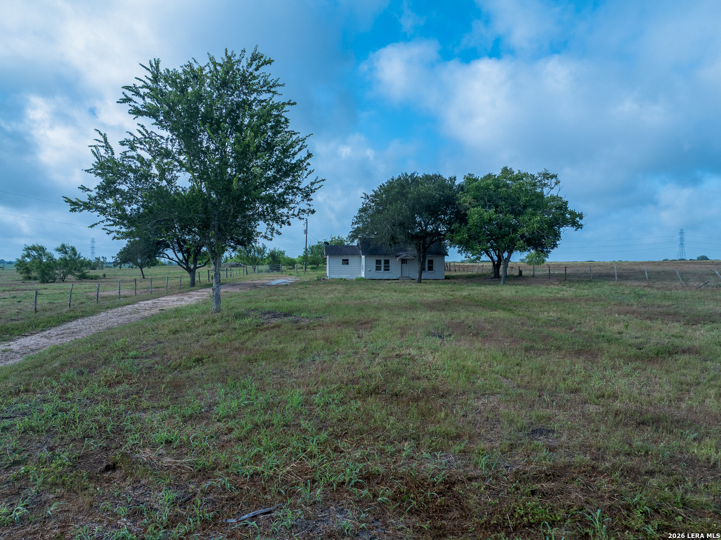 624 Berger Road Schulenburg TX 78945