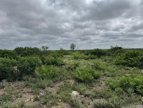 660 Legend Hills Uvalde TX 78801