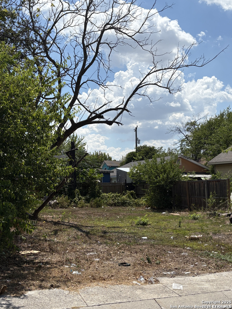 226 Micklejohn San Antonio TX 78207