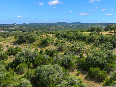 27016 Toutant Beauregard Boerne TX 78006