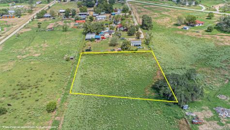 146 County Road 166 Floresville TX 78114