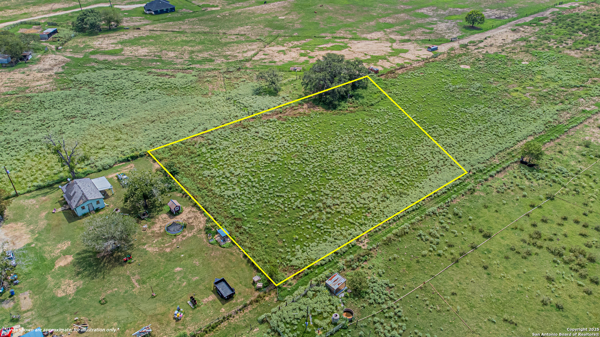146 County Road 166 Floresville TX 78114