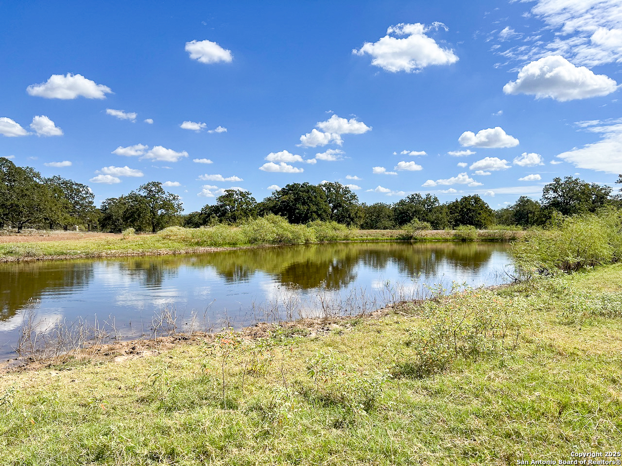 Tbd Nash Creek Kingsbury TX 78638