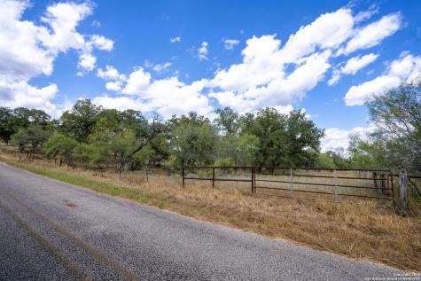 Tbd Nash Creek Kingsbury TX 78638