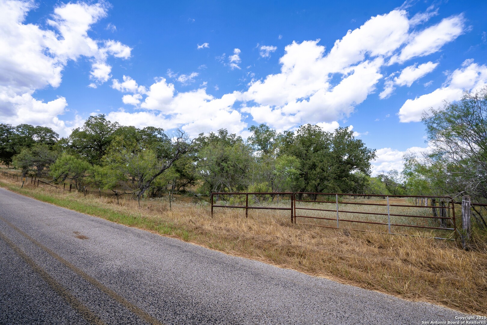 Tbd Nash Creek Kingsbury TX 78638