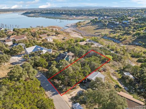 1831 W Lakeside Drive Canyon Lake TX 78133