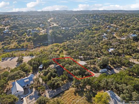 1831 W Lakeside Drive Canyon Lake TX 78133