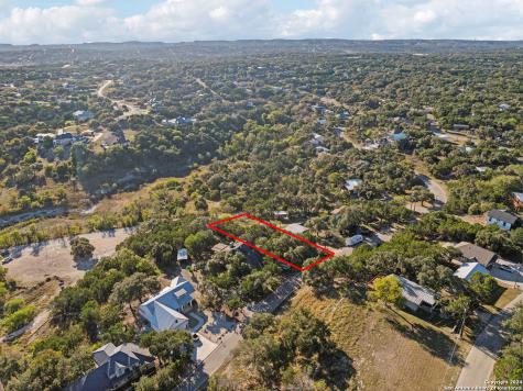 1831 W Lakeside Drive Canyon Lake TX 78133