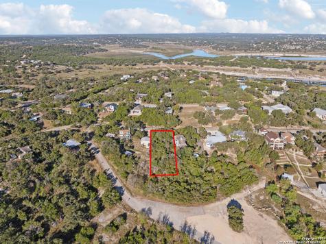 1831 W Lakeside Drive Canyon Lake TX 78133