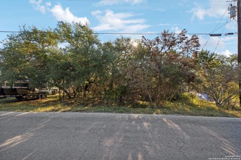 1831 W Lakeside Drive Canyon Lake TX 78133