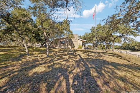 1831 W Lakeside Drive Canyon Lake TX 78133