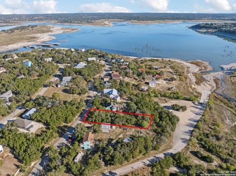 1831 W Lakeside Drive Canyon Lake TX 78133