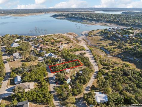 1831 W Lakeside Drive Canyon Lake TX 78133