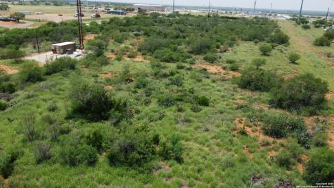 2438 Interstate 35 Cotulla TX 78014