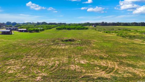 238 E Ditto Road Poteet TX 78065