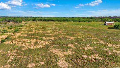 238 E Ditto Road Poteet TX 78065