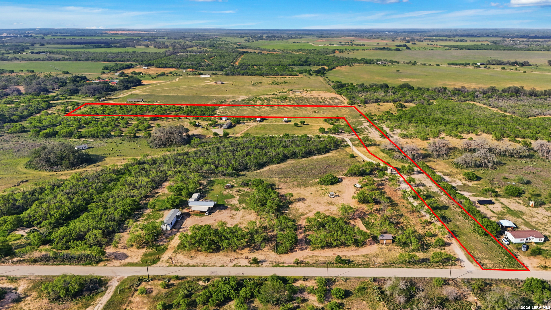 238 E Ditto Road Poteet TX 78065