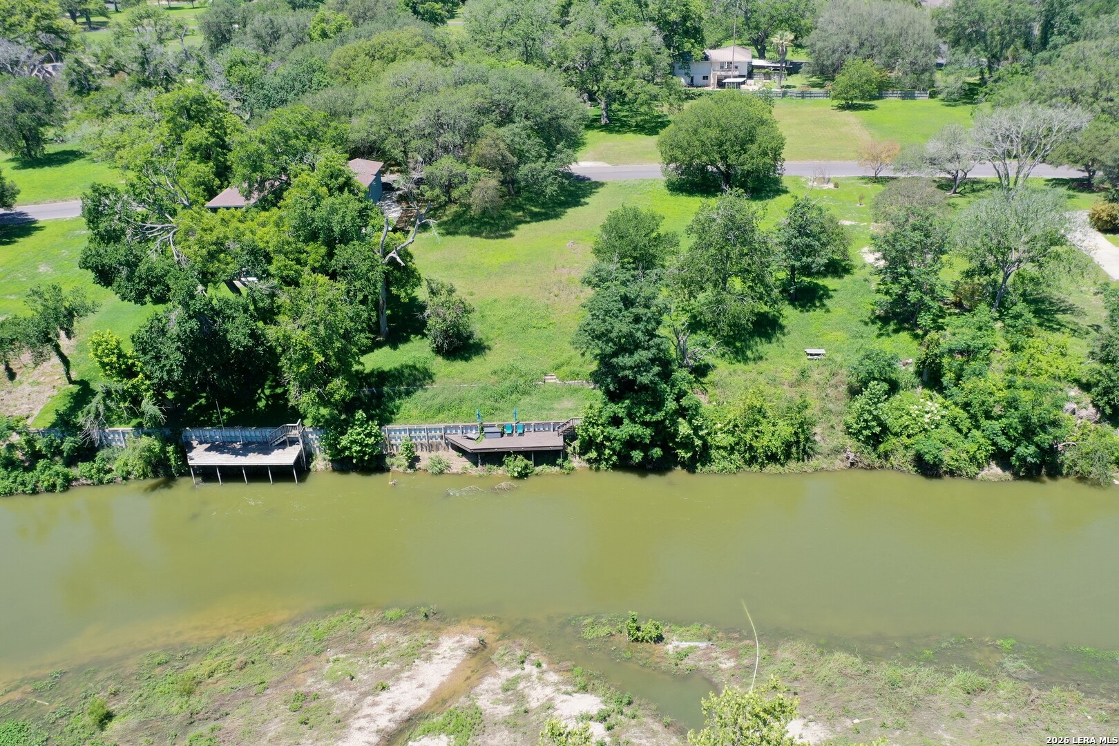 38 E Hampton Seguin TX 78155