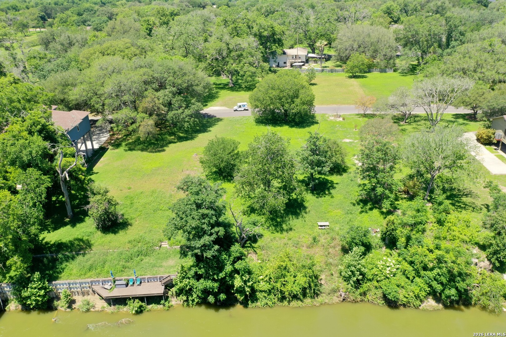 38 E Hampton Seguin TX 78155