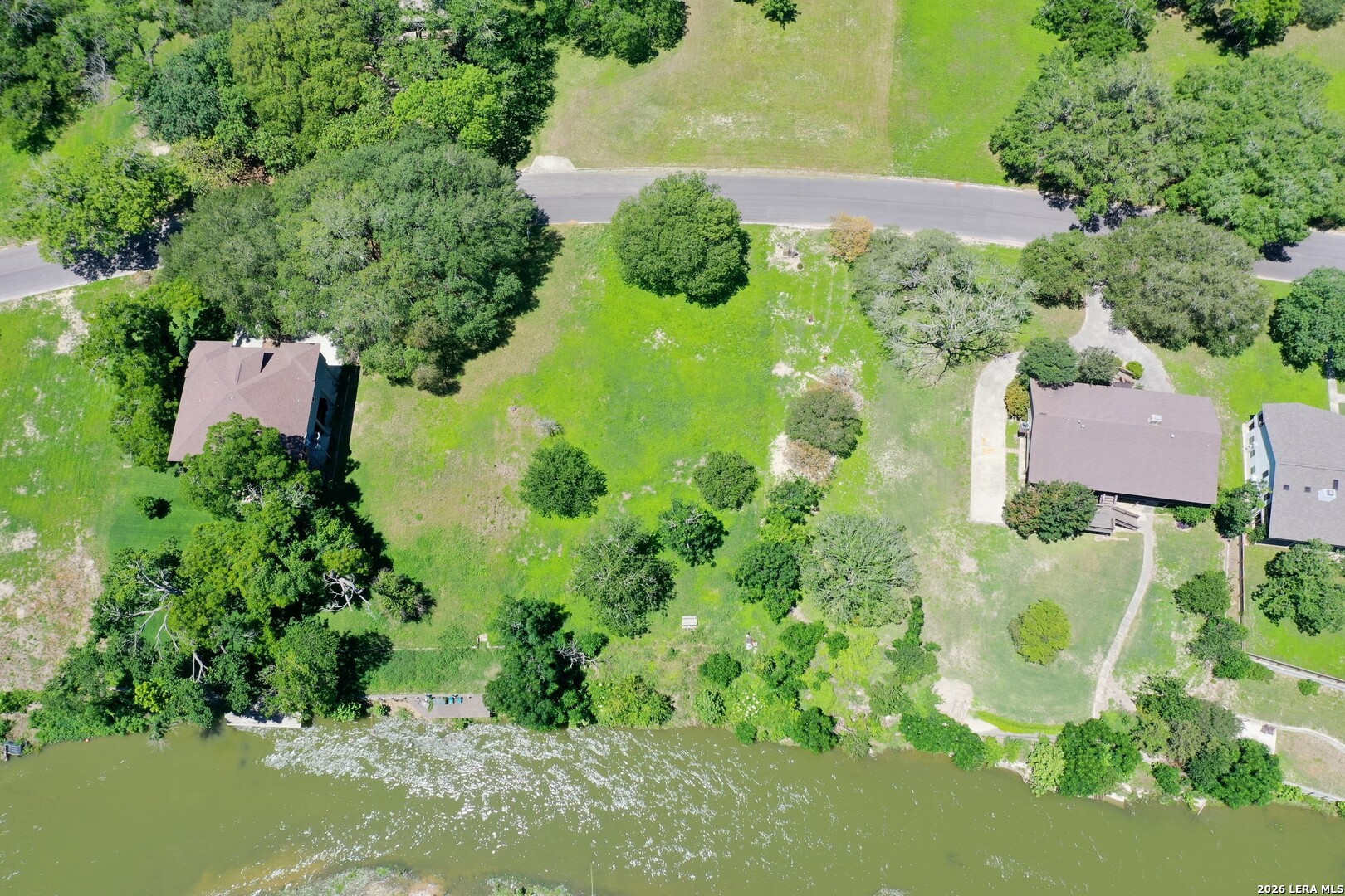38 E Hampton Seguin TX 78155