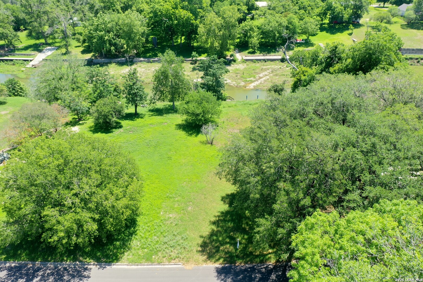 38 E Hampton Seguin TX 78155
