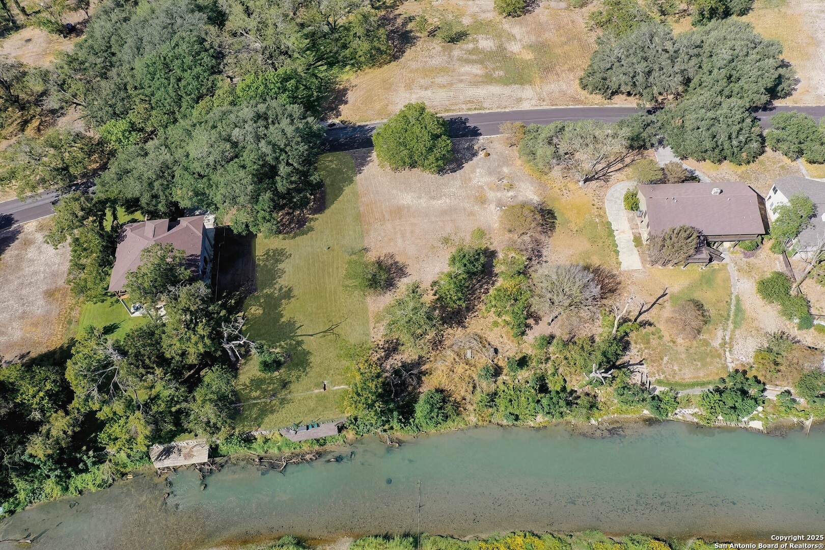 38 E Hampton Seguin TX 78155