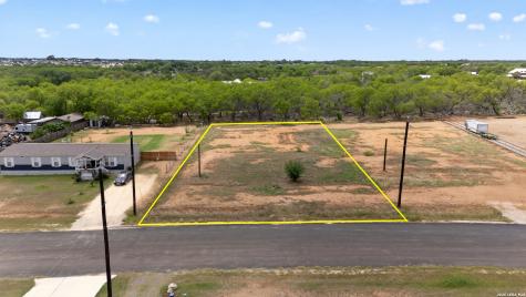 16131 Vaquero Drive Atascosa TX 78002