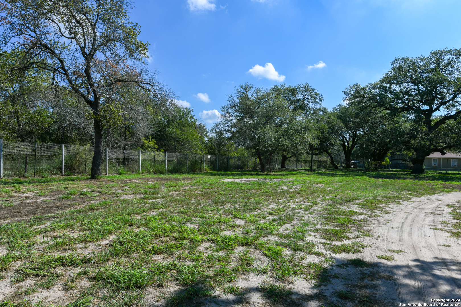 270 Camelot Lane San Antonio TX 78264