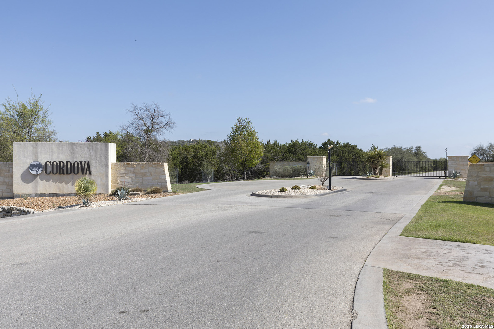 2093 Alto Lago Canyon Lake TX 78133