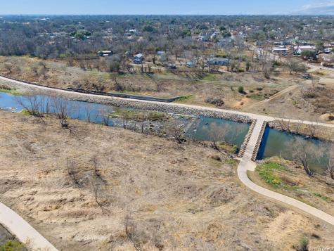 4526 Sierra San Antonio TX 78214