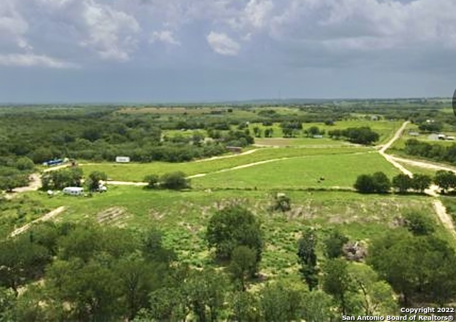 5354 Labus Road Elmendorf TX 78112