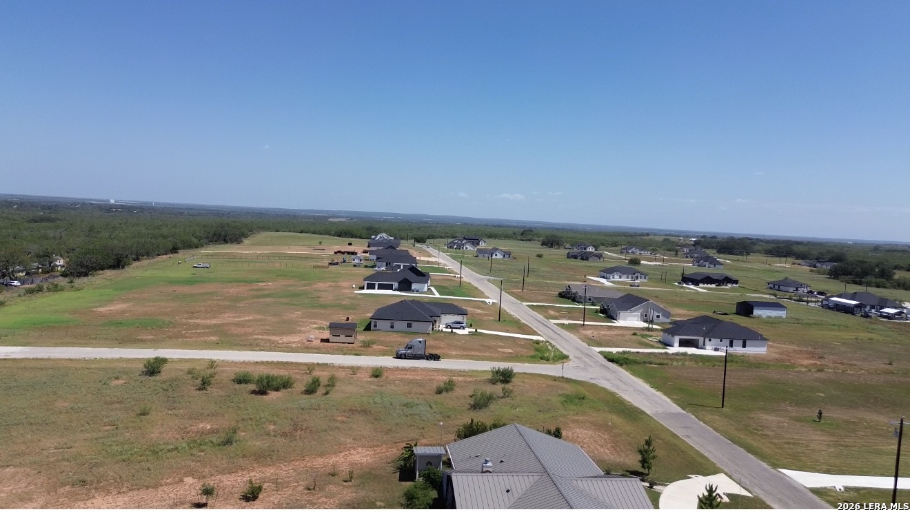147 Hidden Ranch Floresville TX 78114