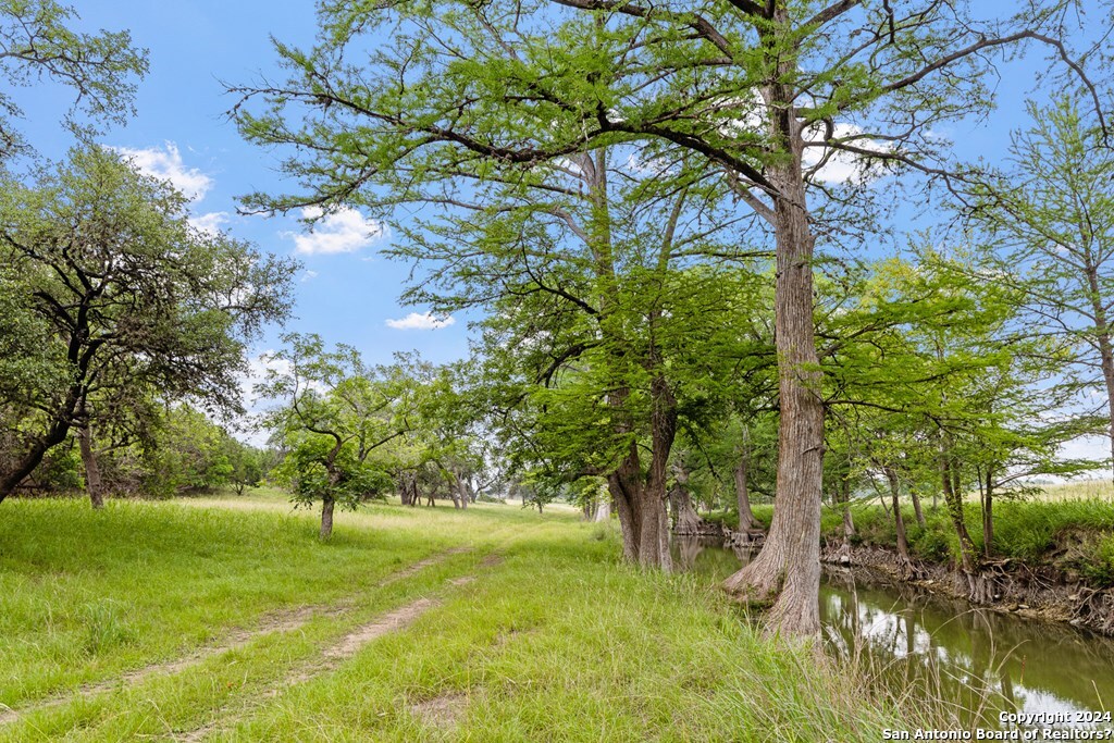 Lot 6 Coldwater Drive Camp Verde TX 78010