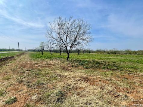 Tract 8 Fm 1332 Jourdanton TX 78026