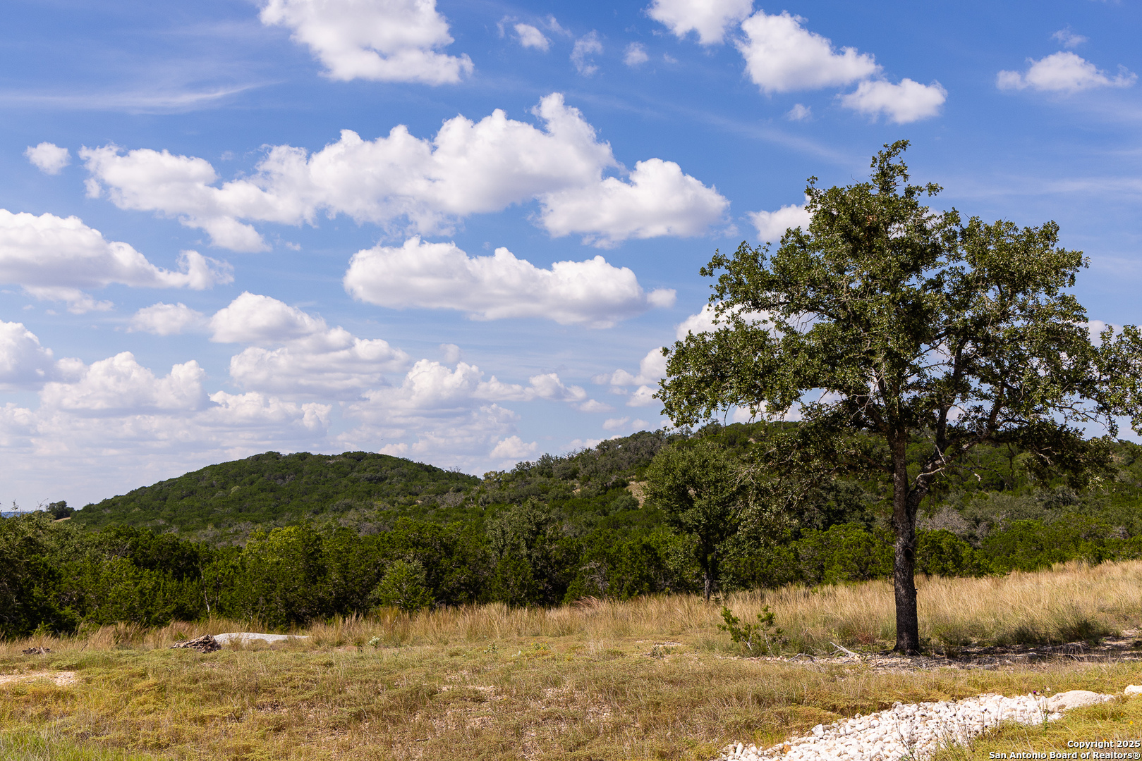 192 Dark Sky Path Kerrville TX 78028