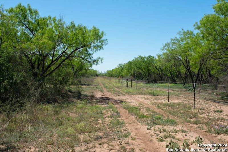 Tract 9 Fm 1332 Jourdanton TX 78026