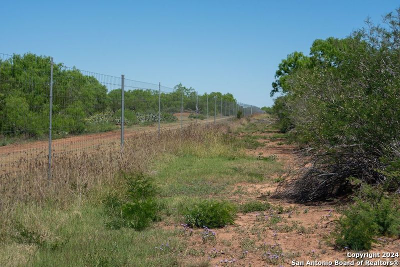 Tract 9 Fm 1332 Jourdanton TX 78026