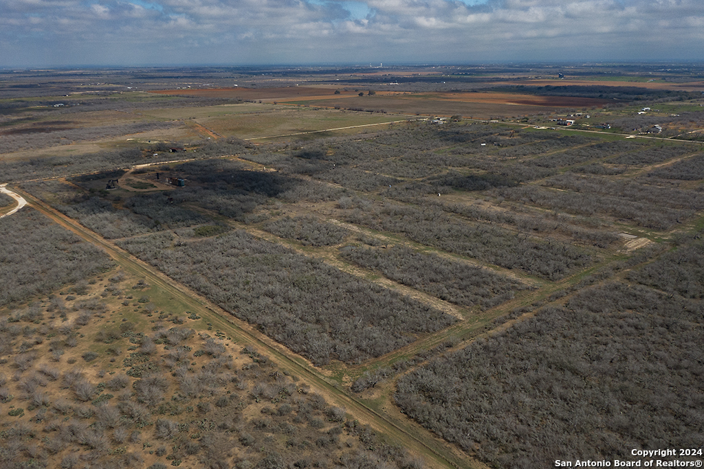 Tract 9 Fm 1332 Jourdanton TX 78026