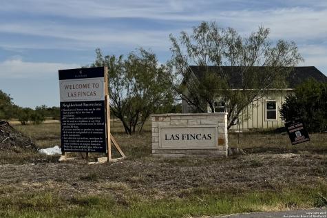 295 Lobo Hondo TX 78861
