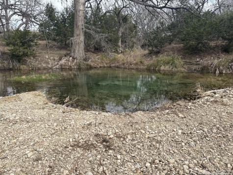 15902 N Highway 16 Medina TX 78055
