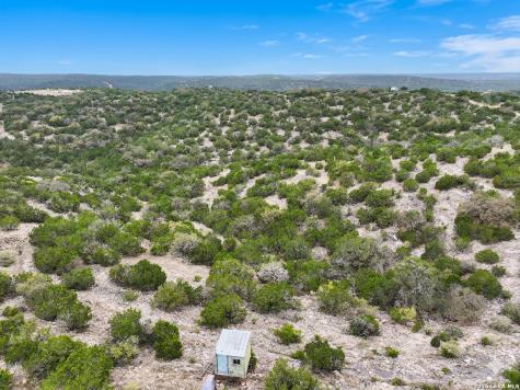 1518 Sd 54500 Rocksprings TX 78880