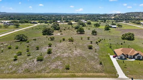 1004 Martingale Trail Bandera TX 78003