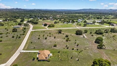 1004 Martingale Trail Bandera TX 78003