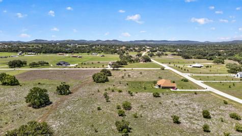 1004 Martingale Trail Bandera TX 78003