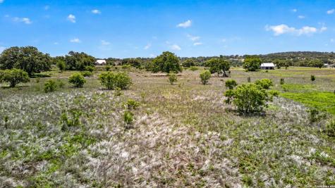 1004 Martingale Trail Bandera TX 78003