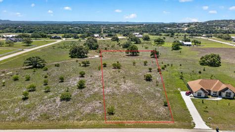 1004 Martingale Trail Bandera TX 78003