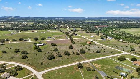 1004 Martingale Trail Bandera TX 78003