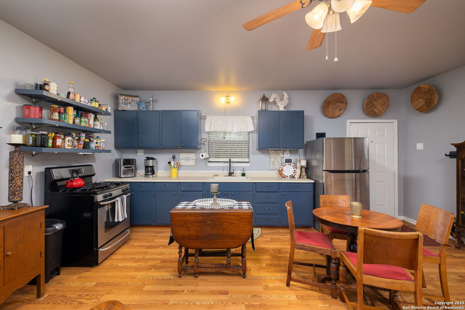1060 Forest View Drive Blanco TX 78606