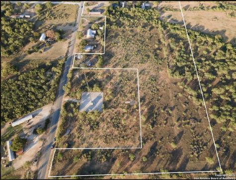 Tbd Lot 3 E Fm 140 Pearsall TX 78061