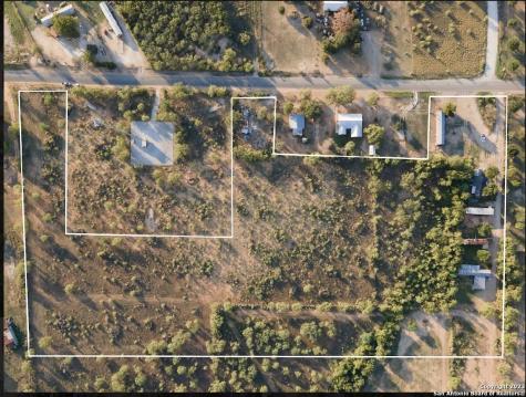 Tbd Lot 3 E Fm 140 Pearsall TX 78061